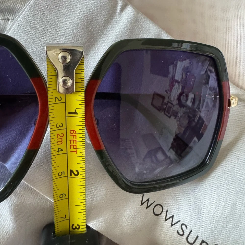 Designer inspired look for less Sunglasses by Wow Sun - NWT with cloth and pouch